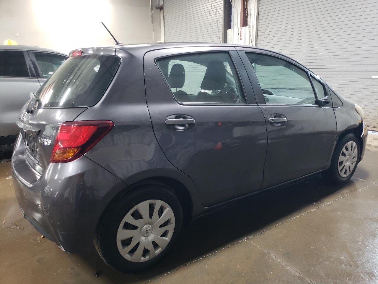 Photo 2 VIN: VNKKTUD39FA021418 - TOYOTA YARIS 