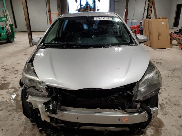 Photo 4 VIN: VNKKTUD39FA039711 - TOYOTA YARIS 