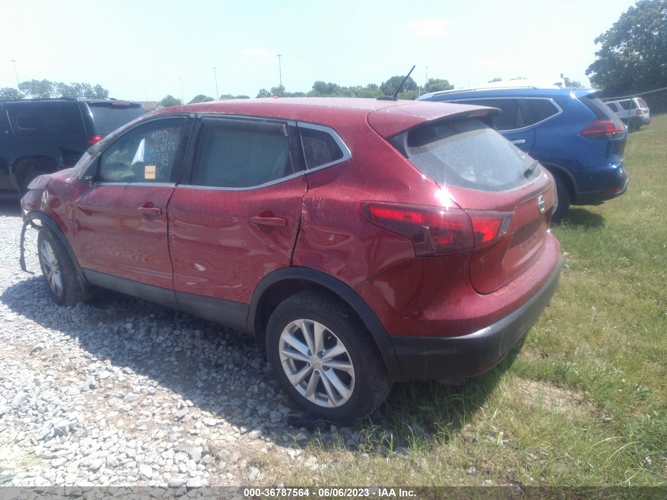 Photo 2 VIN: VR3UKZKXZNJ732910 - NISSAN ROGUE 