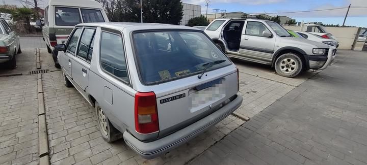 Photo 3 VIN: VS5135400G0000295 - RENAULT 18 CITY CAR 