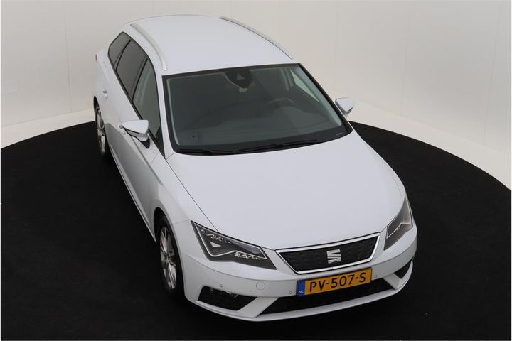 Photo 2 VIN: VSSZZZ5FZHR052718 - SEAT LEON ST 