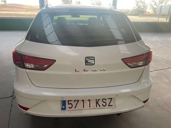 Photo 5 VIN: VSSZZZ5FZKR050348 - SEAT LEON ST ESTATE 