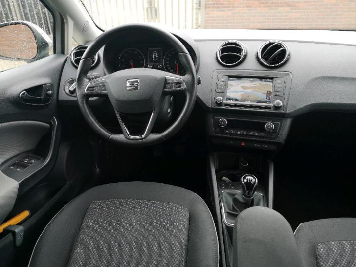 Photo 6 VIN: VSSZZZ6JZHR002581 - SEAT IBIZA ST 