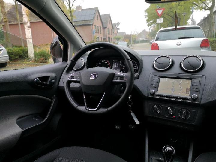 Photo 6 VIN: VSSZZZ6JZHR002625 - SEAT IBIZA ST 