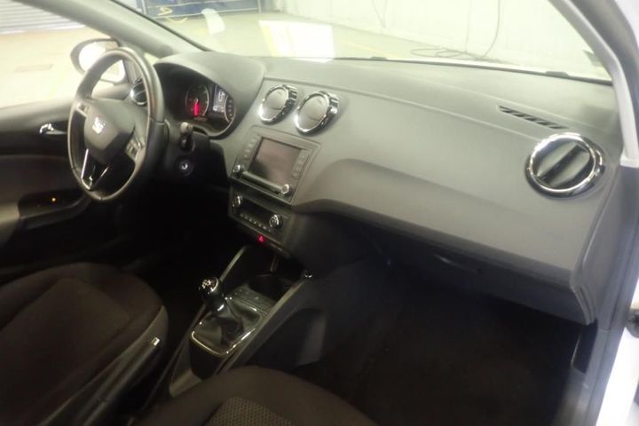 Photo 5 VIN: VSSZZZ6JZHR007347 - SEAT IBIZA 