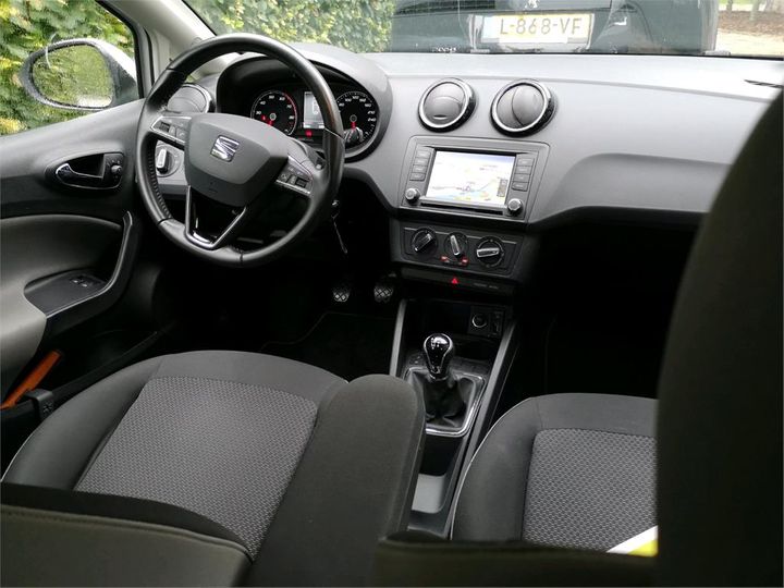 Photo 6 VIN: VSSZZZ6JZHR111888 - SEAT IBIZA 