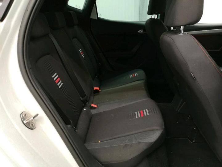 Photo 22 VIN: VSSZZZKJZKR044815 - SEAT ARONA 