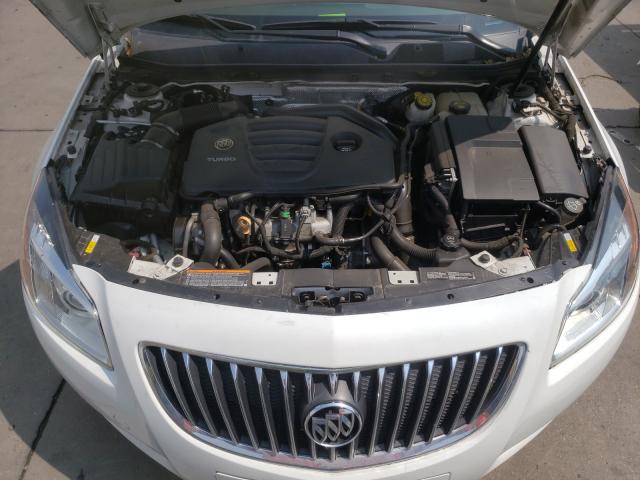 Photo 6 VIN: W04G05GV0B1069145 - BUICK REGAL CXL 