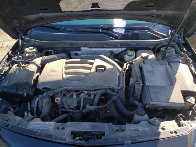 Photo 6 VIN: W04G05GVXB1138780 - BUICK REGAL CXL 