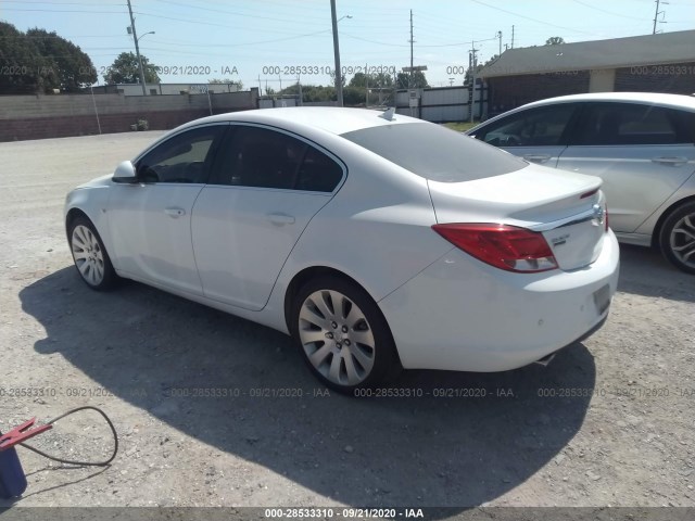 Photo 2 VIN: W04G15GV8B1061940 - BUICK REGAL 