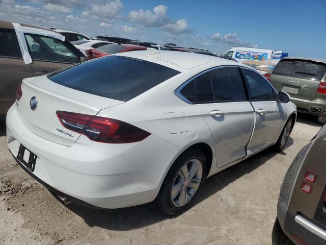 Photo 2 VIN: W04GL6SX1J1044971 - BUICK REGAL PREF 