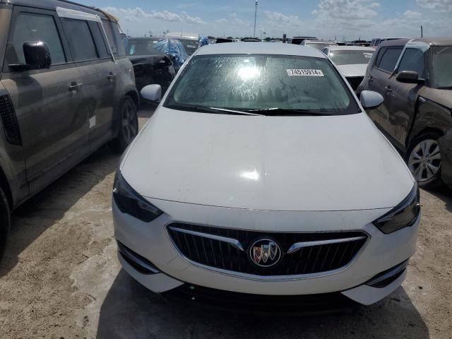 Photo 4 VIN: W04GL6SX1J1044971 - BUICK REGAL PREF 