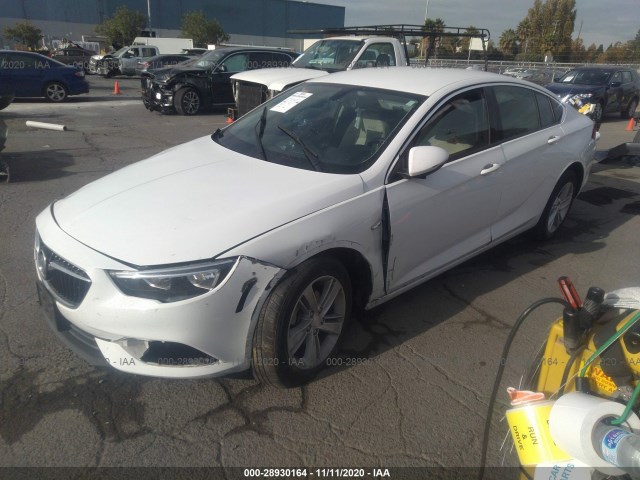 Photo 1 VIN: W04GL6SX1J1148103 - BUICK REGAL SPORTBACK 