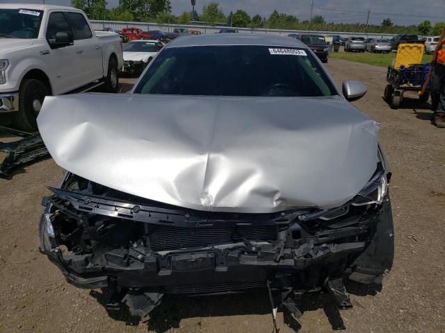 Photo 4 VIN: W04GL6SX2J1107317 - BUICK REGAL 