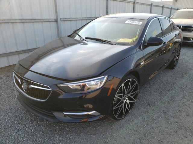 Photo 1 VIN: W04GL6SX2J1154718 - BUICK REGAL PREF 