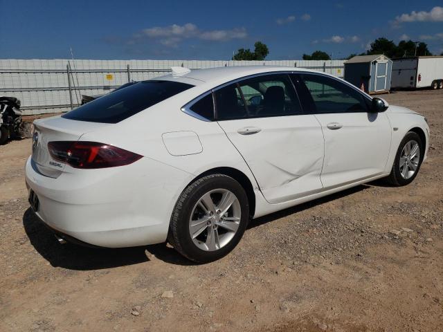 Photo 2 VIN: W04GL6SX2K1078175 - BUICK REGAL PREF 