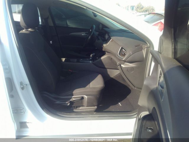 Photo 4 VIN: W04GL6SX2L1014378 - BUICK REGAL SPORTBACK 