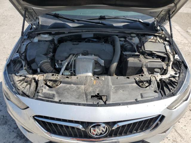 Photo 10 VIN: W04GL6SX4J1046830 - BUICK REGAL PREF 