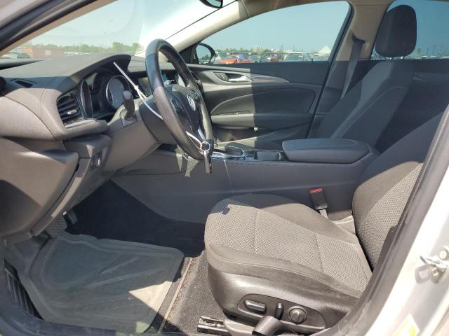 Photo 6 VIN: W04GL6SX4J1046830 - BUICK REGAL PREF 