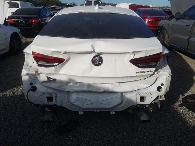 Photo 8 VIN: W04GL6SX4K1003994 - BUICK REGAL PREF 