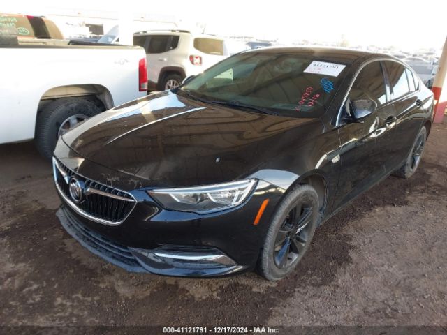 Photo 1 VIN: W04GL6SX5J1045850 - BUICK REGAL 