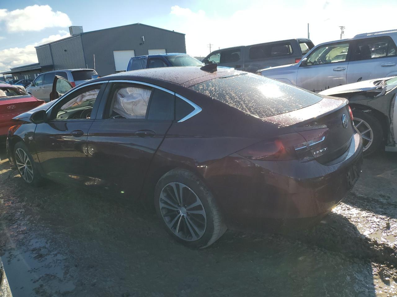 Photo 1 VIN: W04GL6SX6J1046375 - BUICK REGAL 