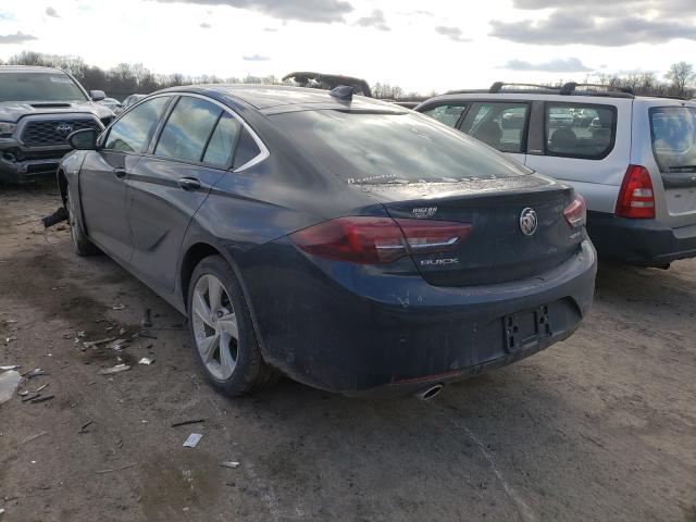 Photo 2 VIN: W04GL6SX6J1095981 - BUICK REGAL PREF 