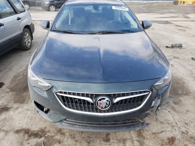 Photo 6 VIN: W04GL6SX6J1095981 - BUICK REGAL PREF 