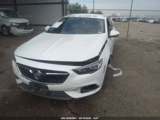 Photo 5 VIN: W04GL6SX6J1131703 - BUICK REGAL SPORTBACK 