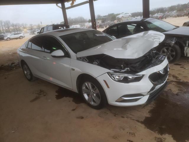 Photo 3 VIN: W04GL6SX7J1096332 - BUICK REGAL PREF 