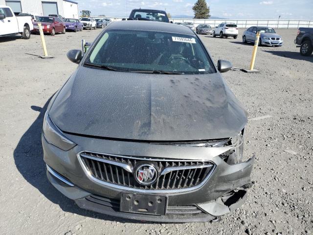 Photo 4 VIN: W04GL6SX9J1110134 - BUICK REGAL PREF 