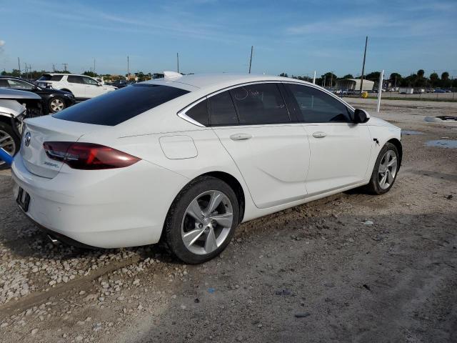 Photo 2 VIN: W04GL6SXXK1078490 - BUICK REGAL PREF 