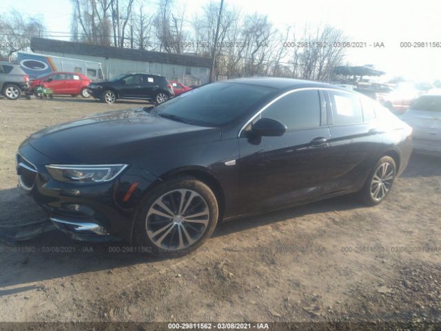 Photo 1 VIN: W04GM6SX9J1066147 - BUICK REGAL SPORTBACK 