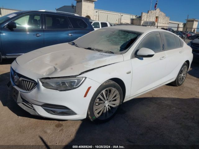 Photo 1 VIN: W04GM6SX9J1146810 - BUICK REGAL 