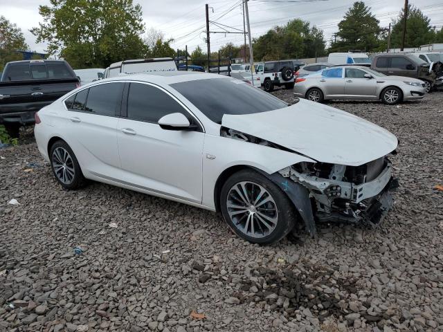 Photo 3 VIN: W04GM6SXXJ1075696 - BUICK REGAL PREF 