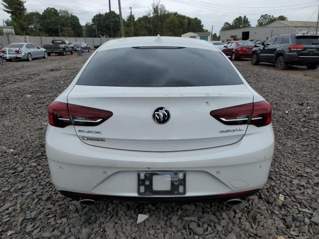 Photo 5 VIN: W04GM6SXXJ1075696 - BUICK REGAL PREF 