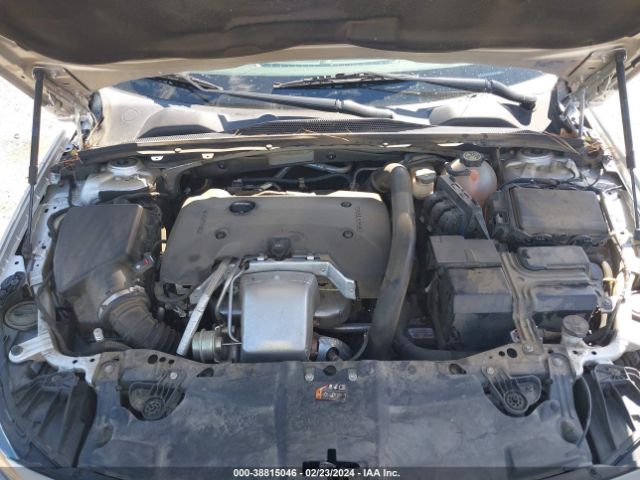 Photo 9 VIN: W04GM6SXXJ1120197 - BUICK REGAL SPORTBACK 