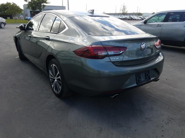 Photo 2 VIN: W04GM6SXXJ1125898 - BUICK REGAL PREF 