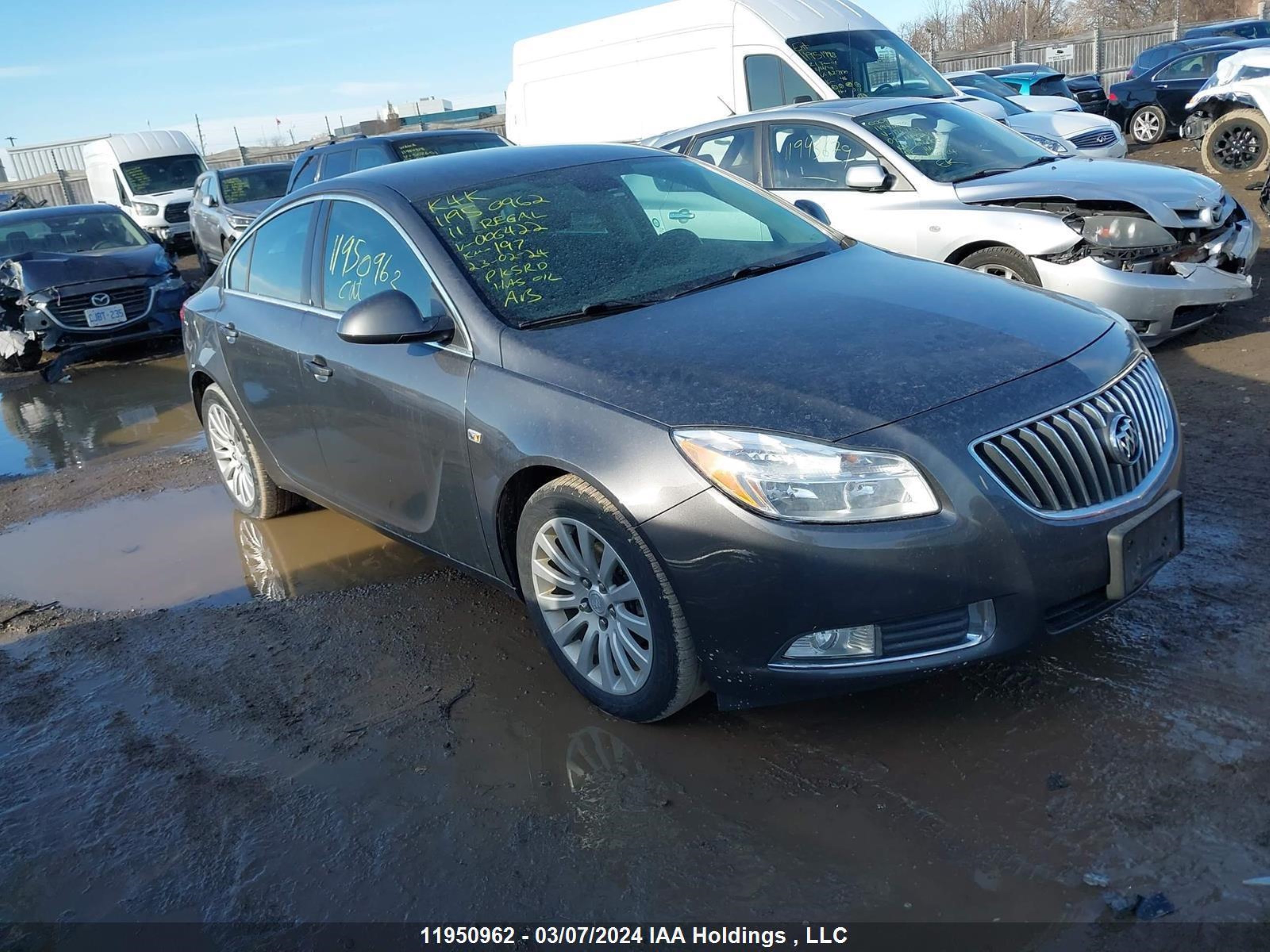 Photo 0 VIN: W04GN5EC0B1006422 - BUICK REGAL 