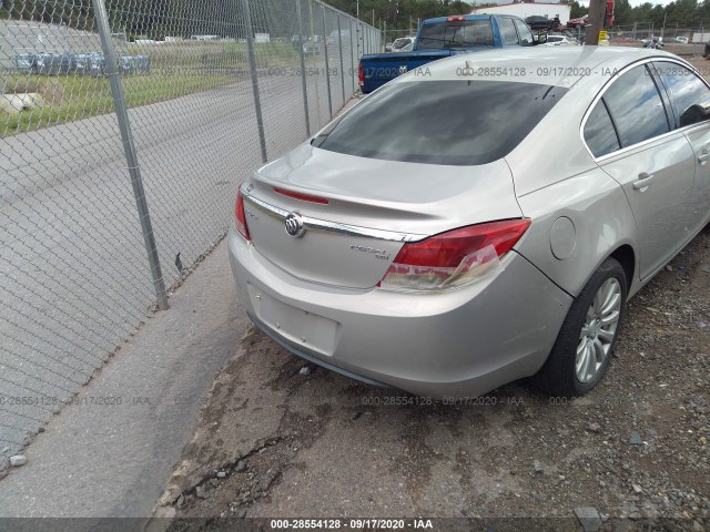 Photo 3 VIN: W04GN5EC6B1036315 - BUICK REGAL 