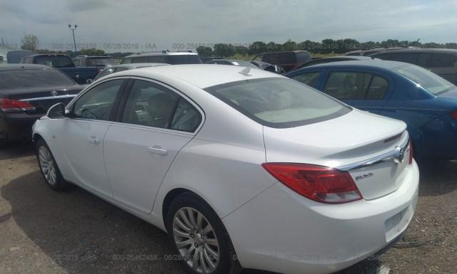 Photo 2 VIN: W04GN5EC7B1007938 - BUICK REGAL 