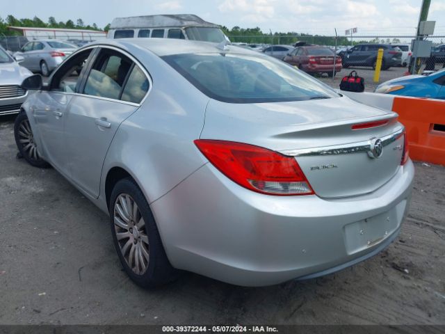 Photo 2 VIN: W04GN5EC7B1069551 - BUICK REGAL 