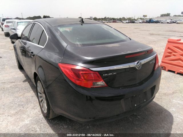 Photo 2 VIN: W04GN5EC8B1060650 - BUICK REGAL 