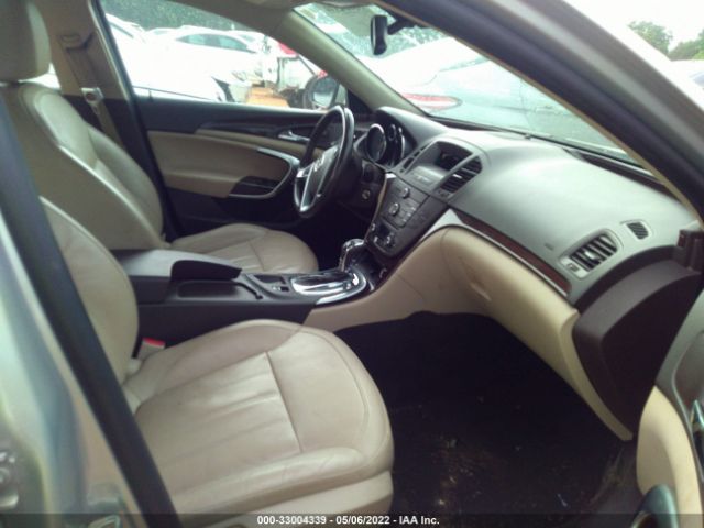 Photo 4 VIN: W04GN5EC9B1058387 - BUICK REGAL 