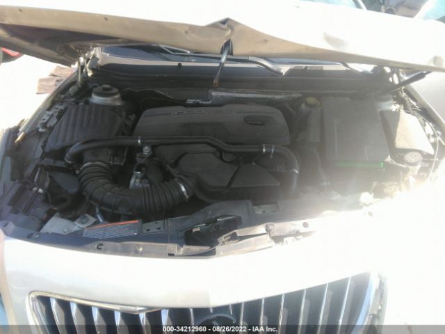 Photo 9 VIN: W04GN5ECXB1077238 - BUICK REGAL 