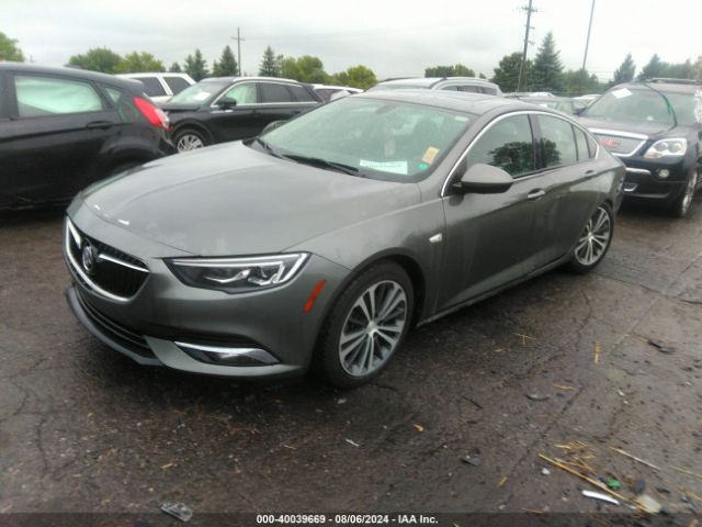 Photo 1 VIN: W04GN6SX0J1058421 - BUICK REGAL 