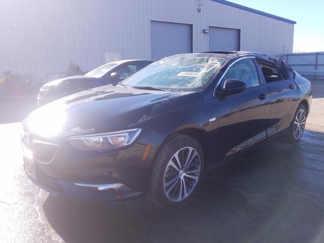 Photo 1 VIN: W04GN6SX4J1142547 - BUICK REGAL PREF 