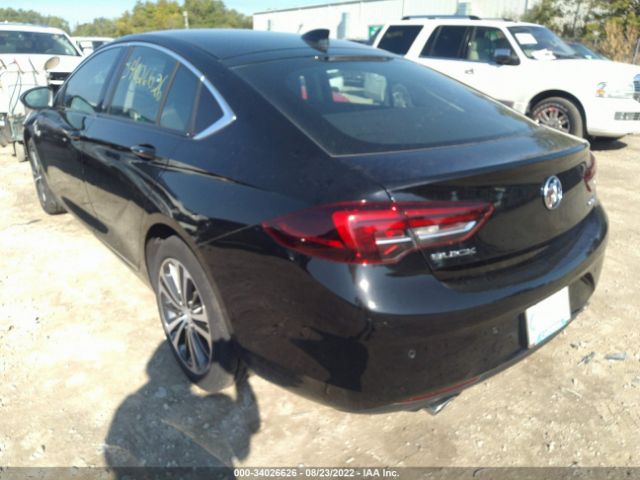 Photo 2 VIN: W04GP6SX0J1155127 - BUICK REGAL SPORTBACK 