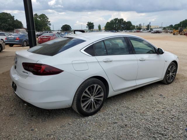 Photo 2 VIN: W04GP6SX6J1122018 - BUICK REGAL 