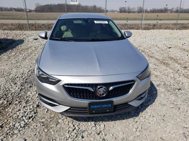 Photo 4 VIN: W04GP6SX6J1131429 - BUICK REGAL 